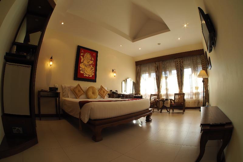 Hotel Kodchasri Thani 4*