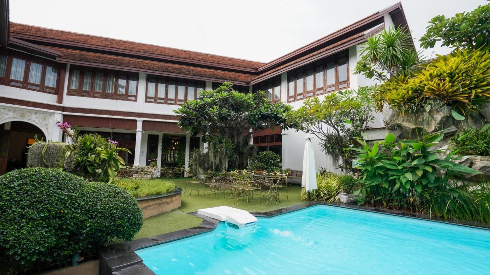 Kodchasri Thani Chiangmai 4* Chiang Mai